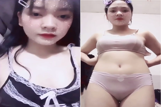 Em sinh viên khoe thân cho bạn nhìn